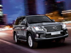 Неравнодушный краснодарец устроил погоню за «Лексусом», который сбил школьницу