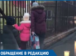 «Люди тонут в грязи!» - краснодарцы пожаловались на отсутствие дороги к детскому саду