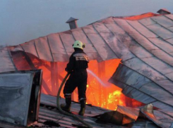 На пожаре в сочинском многоквартирном доме погиб один человек