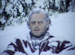 На Кубани «замерзший» вор снес стену и украл обогреватель из магазина фейерверков