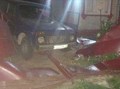 Дебошир снес забор и напал на полицейского под Краснодаром 