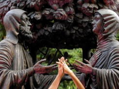 Сочинцам вручат медали за любовь и верность