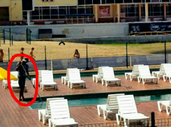 Туристов потянуло на тошноту после посещения бассейна в Краснодаре