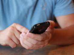 Чтобы спасти внука, бабушка передала мошеннику из Краснодара 90 тысяч рублей