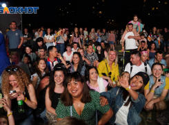 В Краснодаре мужчина не может вернуть деньги за отмененный концерт