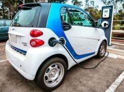 В Сочи электромобиль сбил туристку из Волгограда 