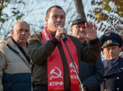 «Спецпропуска не решают никаких задач, кроме создания хаоса», – краснодарский коммунист Сафронов 