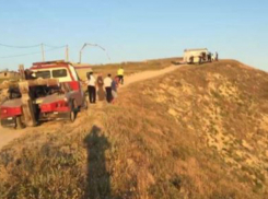 В Анапе отец с сыном на квадроцикле упали в пропасть