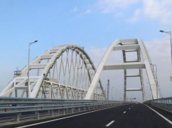 Движение по Крымскому мосту во время учений перекрывать не будут