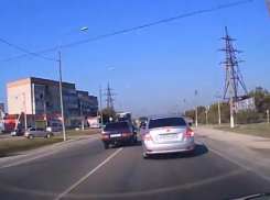 Кубанские водители возмущены поведением «баклажана» на дороге