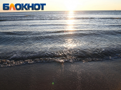 Взрывы в районе Туапсе: безэкипажный катер ВСУ повредил дом, гараж и ангар 