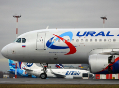 Во время вылета из Сочи у самолета А-320 отказал компьютер 