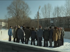 Задают вопросы и начинают бить: краснодарские школьники подражают героям сериала «Слово пацана»