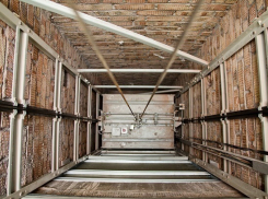 Двух армавирских торговцев расстреляли в лифте жилого дома