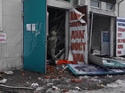 Пострадали 4 человека: взрыв разворотил автосервис в Краснодаре