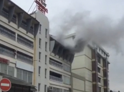 На Вишняковском рынке в Краснодаре вспыхнуло помещение