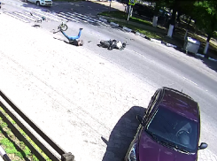 Ребенка с велосипедом на полной скорости сбил байкер в Армавире