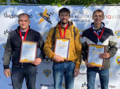 Краснодарец стал одним из 10 лучших таксистов страны