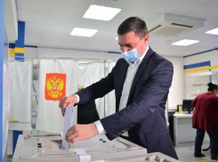 Мэр Краснодара Евгений Первышов проголосовал на выборах