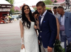  В Геленджике женился чемпион мира по боксу Дмитрий Пирог