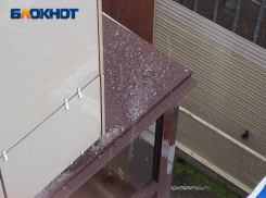 Апрельский град засыпал центр Краснодара