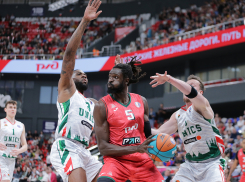 «Локомотив-Кубань» не оставил в Краснодаре никаких шансов УНИКСу и сравнял счет в серии