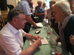 Областные депутаты от фракции КПРФ с обширной программой посетили Горячий Ключ и Апшеронск