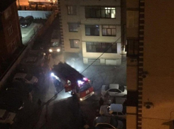  Из жилого дома в Краснодаре пожарные эвакуировали 30 человек 