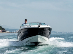 Спасать капитана-нарушителя пришлось пограничникам в Сочи