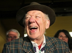 Первое выступление Олега Попова после 24-летней разлуки с Россией прошло в Сочи 