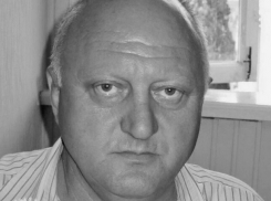  ﻿Семье погибшего в аэропорту Сочи мужчине помогут материально
