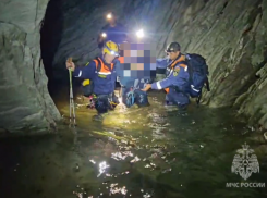 Туристы с грудничком заблудились в горах на Кубани