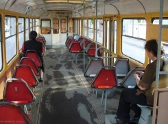 В Краснодаре пенсионерка умерла в трамвае