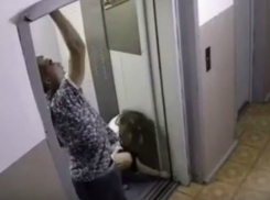 Едва очнувшегося от передозировки наркотиками краснодарца сняли на видео