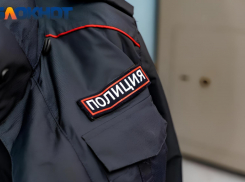 В Краснодаре восьмиклассник выстрелил в школе из сигнального пистолета