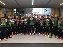  ФК «Краснодар» поздравил женщин с 8 Марта 