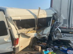 На Кубани под суд пойдет водитель автобуса за гибель пассажирки в ДТП с грузовиком