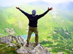 В Лагонаки турист сорвался в пропасть со смотровой площадки 
