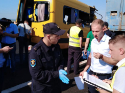 Число погибших в ДТП с микроавтобусом в Крыму выросло
