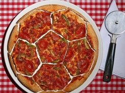 В День города сочинцев ждет футбольная пицца