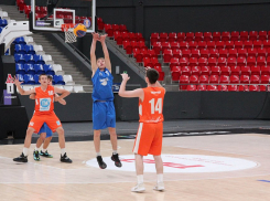 Около 300 тысяч детей соревновались в рамках Всекубанского турнира по уличному баскетболу 