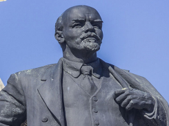 Суд обязал восстановить снесенный памятник Ленину на Кубани