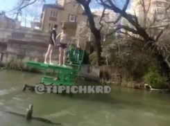  Вода теплая: В Краснодаре открыли купальный сезон 