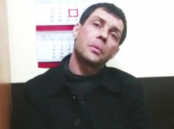  В Краснодаре выследили и схватили двоих карманных воров 