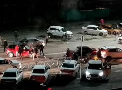 В столкновении шести автомобилей возле краснодарского УГИБДД пострадал человек