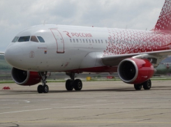 Самолет, который задержали на 14 часов в Краснодаре, готовится к вылету 