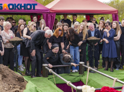 За две недели более 50 тысяч человек подписали петицию о высшей мере наказания убийцам аниматоров Кирилла Чубко и Татьяны Мостыко