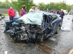  В жуткой аварии в Успенском районе разбились три человека 