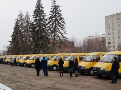 Кубанские школы получили 14 новых микро-автобусов