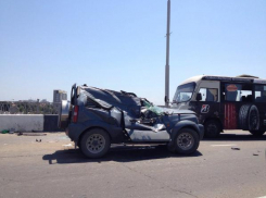 ДТП на Тургеневском мосту: столкнулись внедорожник и маршрутка